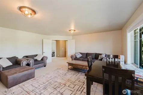 2910 219th Avenue E Lake Tapps WA 98391