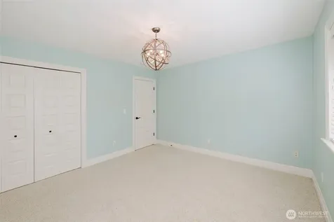 2910 219th Avenue E Lake Tapps WA 98391