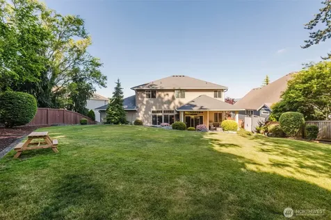 2910 219th Avenue E Lake Tapps WA 98391
