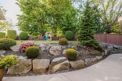 2910 219th Avenue E Lake Tapps WA 98391