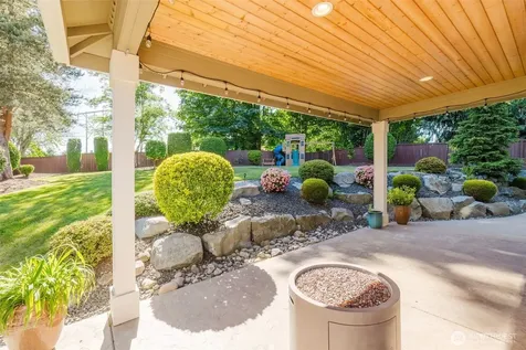 2910 219th Avenue E Lake Tapps WA 98391