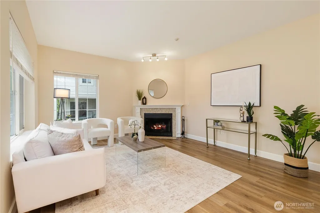 10909 Avondale Rd NE Redmond WA 98052