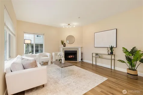 10909 Avondale Rd NE Redmond WA 98052
