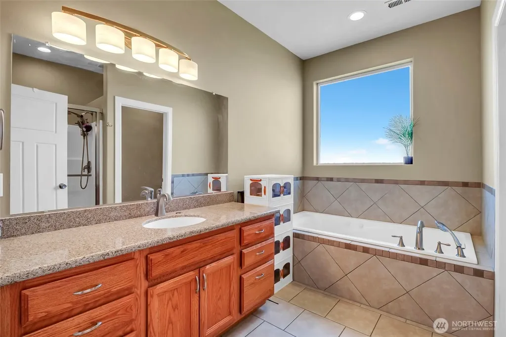 4050 7.4 NE Moses Lake WA 98837