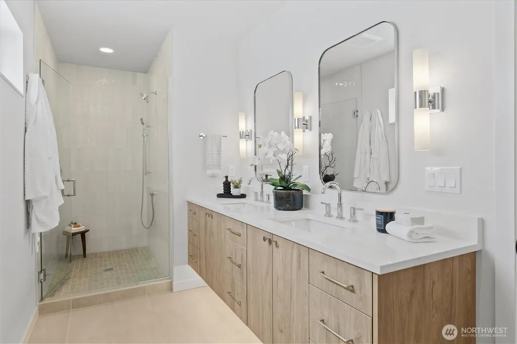 1131 NW 60th Street Seattle WA 98107