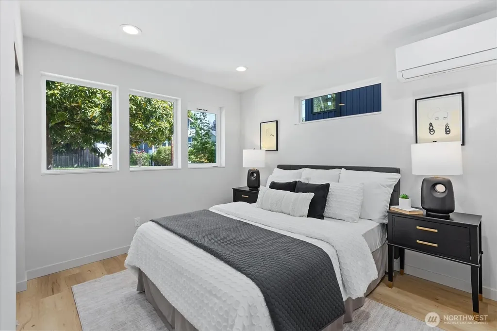 1131 NW 60th Street Seattle WA 98107