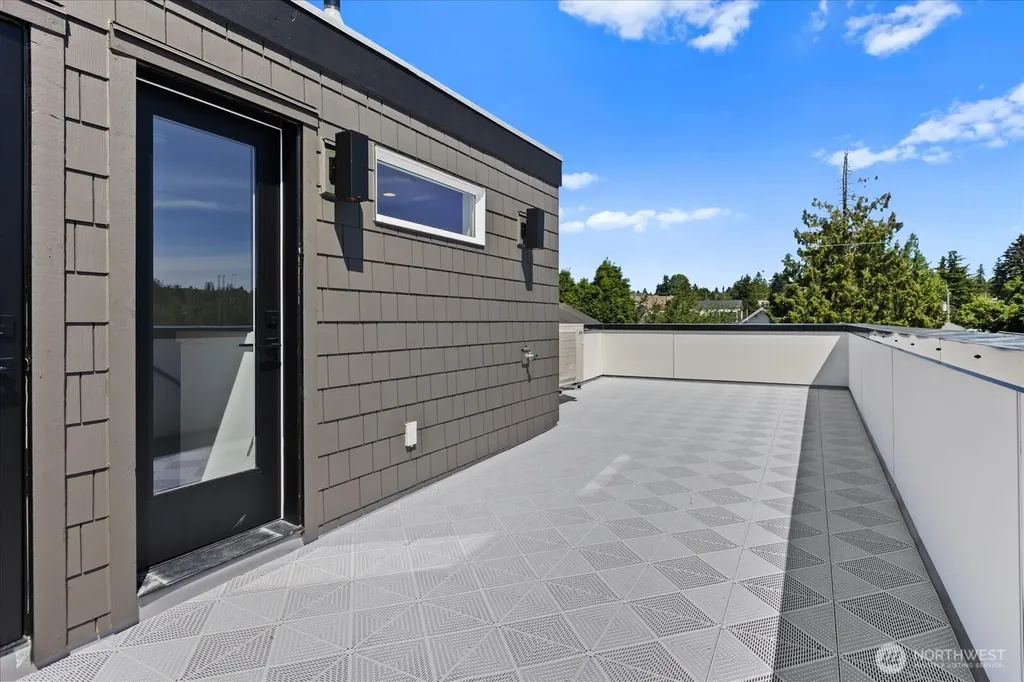 1131 NW 60th Street Seattle WA 98107