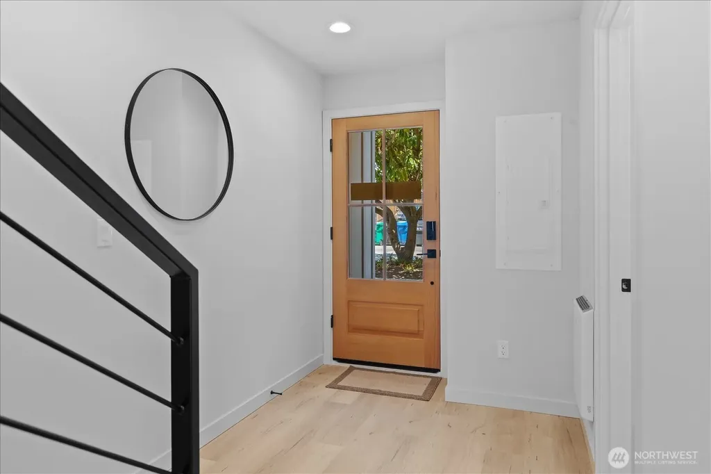1131 NW 60th Street Seattle WA 98107