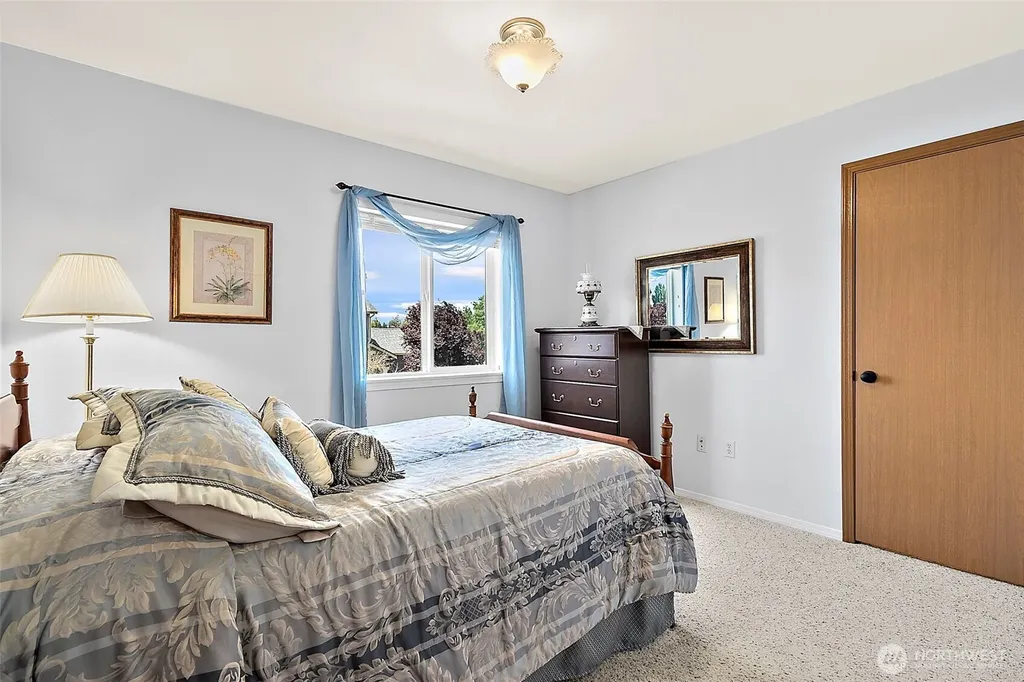 17709 24th Avenue Ct E Tacoma WA 98445