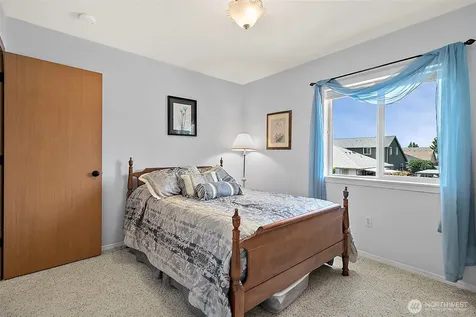 17709 24th Avenue Ct E Tacoma WA 98445
