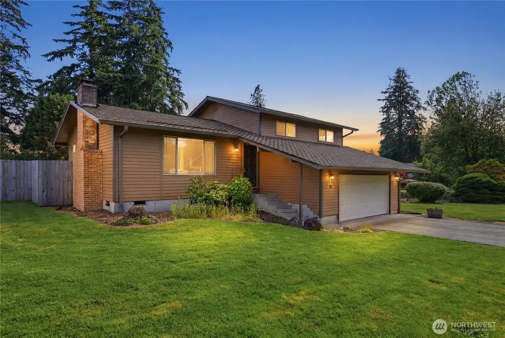 102 Sherwood Lane Castle Rock WA 98611