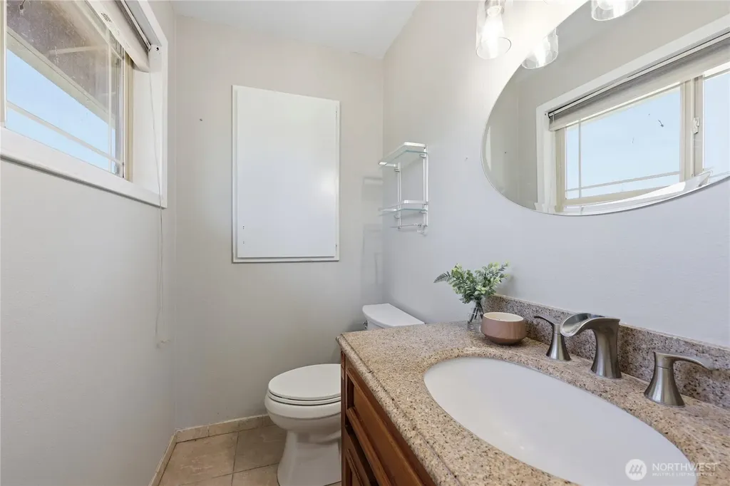 102 Sherwood Lane Castle Rock WA 98611