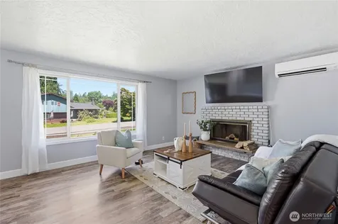 102 Sherwood Lane Castle Rock WA 98611