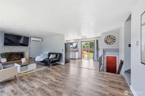 102 Sherwood Lane Castle Rock WA 98611