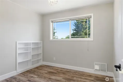 102 Sherwood Lane Castle Rock WA 98611