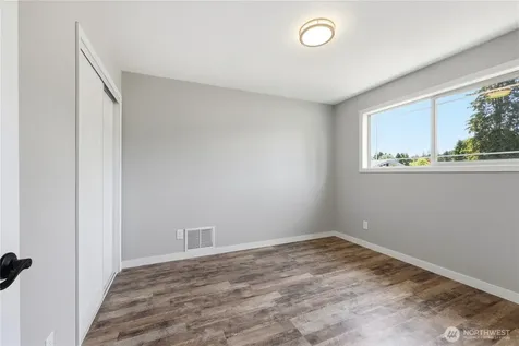 102 Sherwood Lane Castle Rock WA 98611