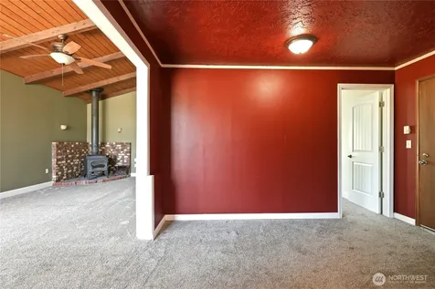 102 Sherwood Lane Castle Rock WA 98611