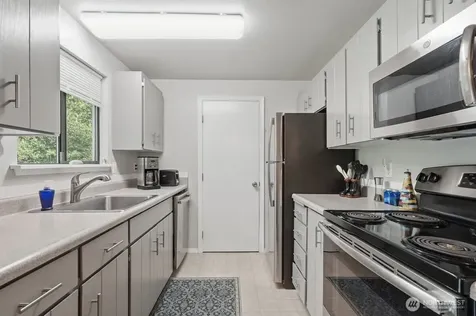 10525 24th Street Ct E Edgewood WA 98372