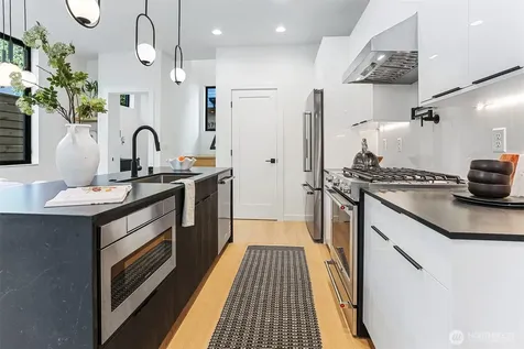 8750 13th Avenue NW Seattle WA 98117