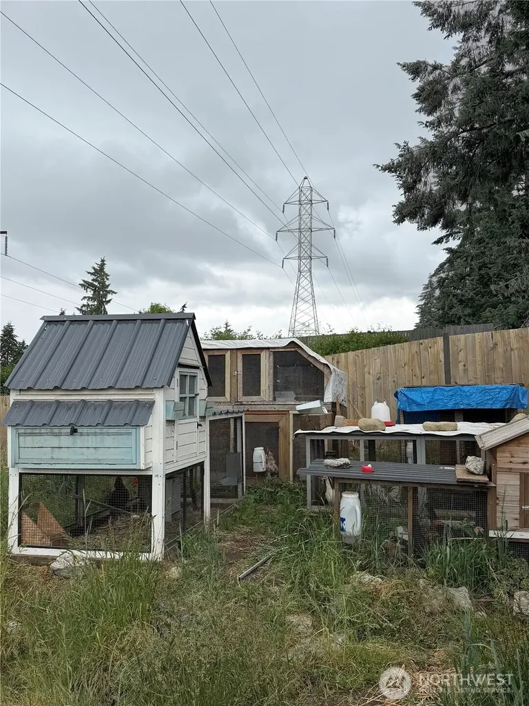 15716 46th Avenue E Tacoma WA 98446