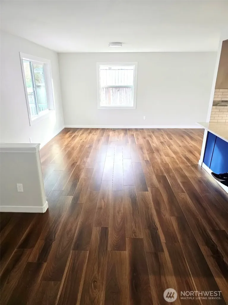 15716 46th Avenue E Tacoma WA 98446