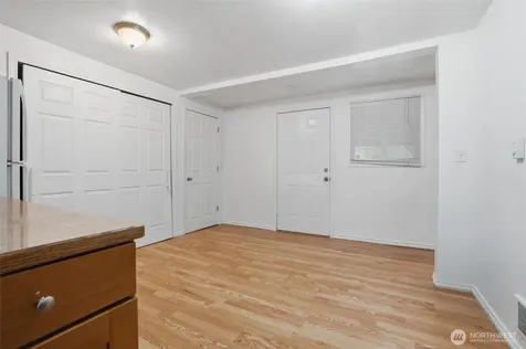 3706 W Arsenal Bremerton WA 98312