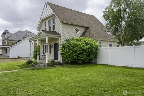 1015 Morgan Street Davenport WA 99122