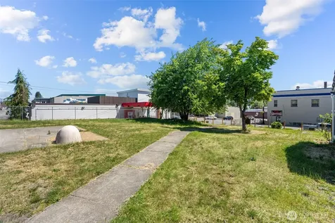 104 Mashall Avenue S Eatonville WA 98328