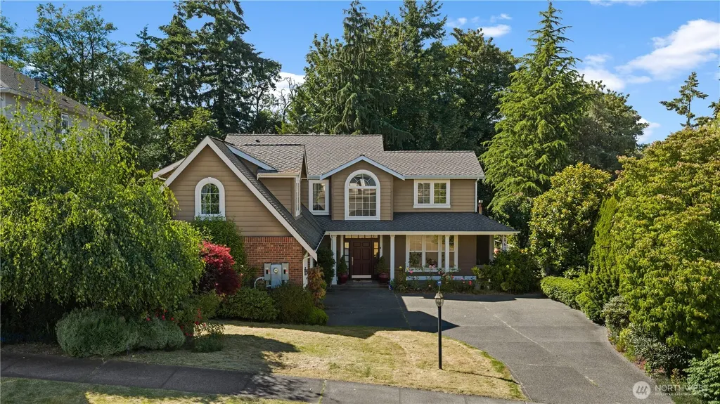 5610 Orca Drive NE Tacoma WA 98422