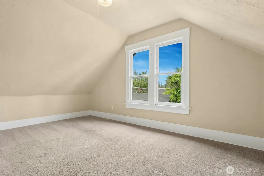 11815 85th Avenue S Seattle WA 98178