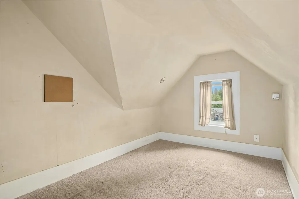 11815 85th Avenue S Seattle WA 98178
