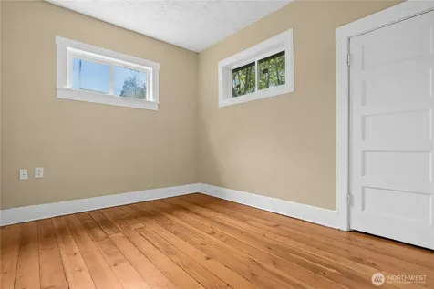 11815 85th Avenue S Seattle WA 98178