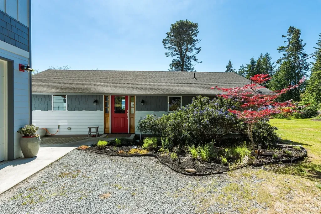 3568 S Camano Drive Camano Island WA 98282