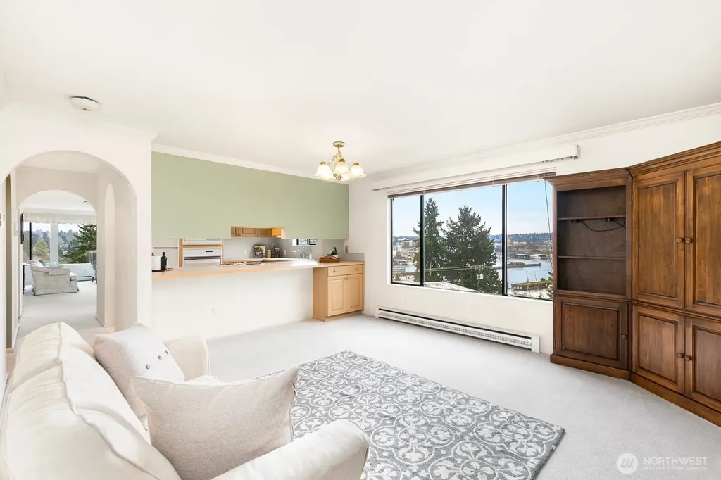 3113 W Harley Street Seattle WA 98199