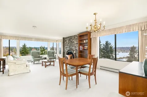 3113 W Harley Street Seattle WA 98199