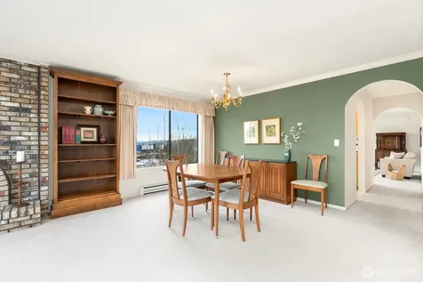 3113 W Harley Street Seattle WA 98199