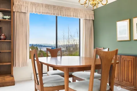 3113 W Harley Street Seattle WA 98199