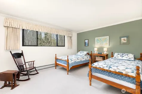 3113 W Harley Street Seattle WA 98199