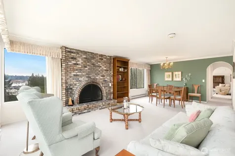 3113 W Harley Street Seattle WA 98199
