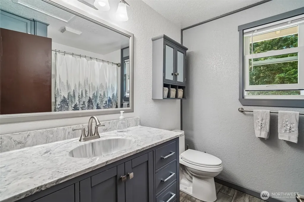 6118 180th Place NW Stanwood WA 98292