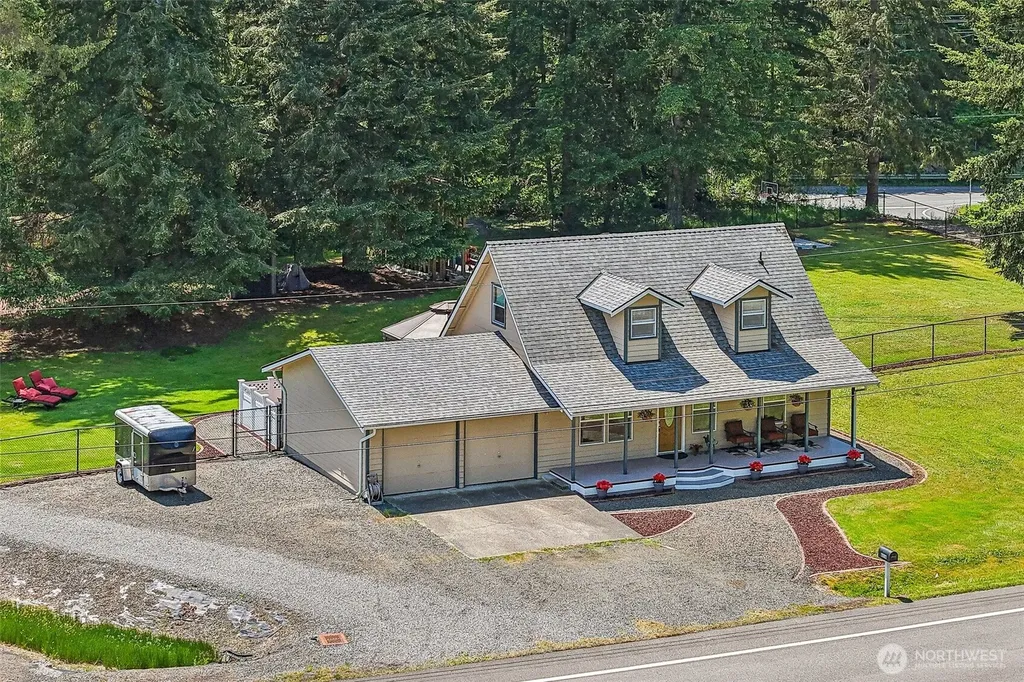 6118 180th Place NW Stanwood WA 98292