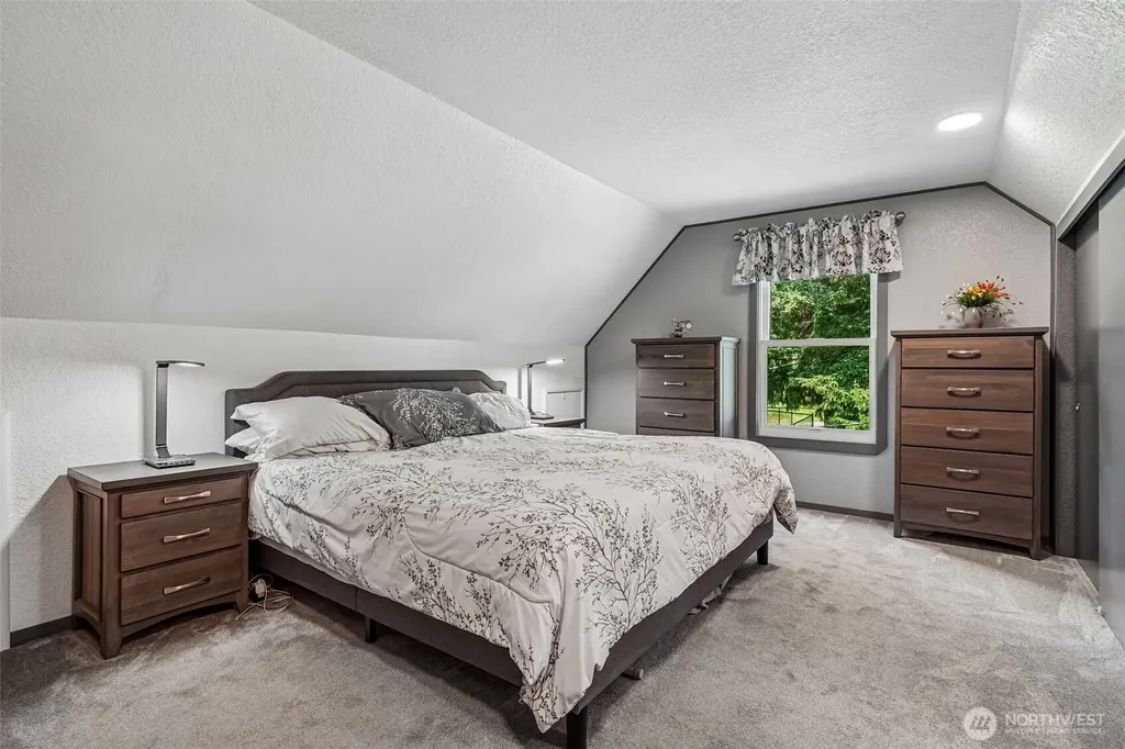 6118 180th Place NW Stanwood WA 98292