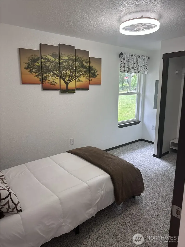 6118 180th Place NW Stanwood WA 98292