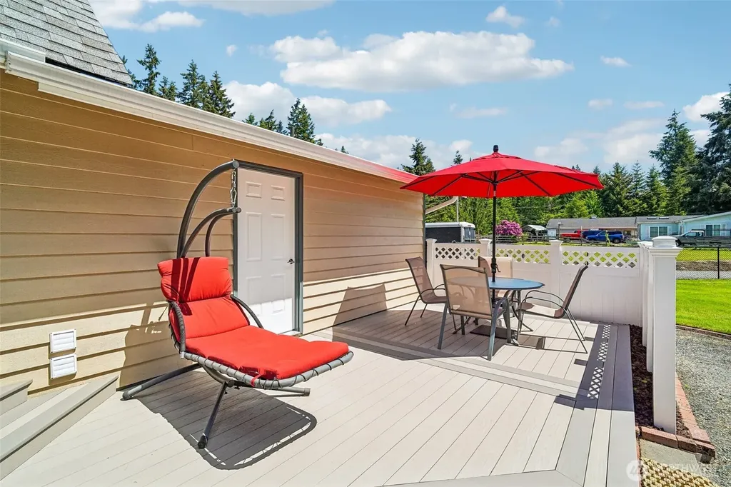 6118 180th Place NW Stanwood WA 98292