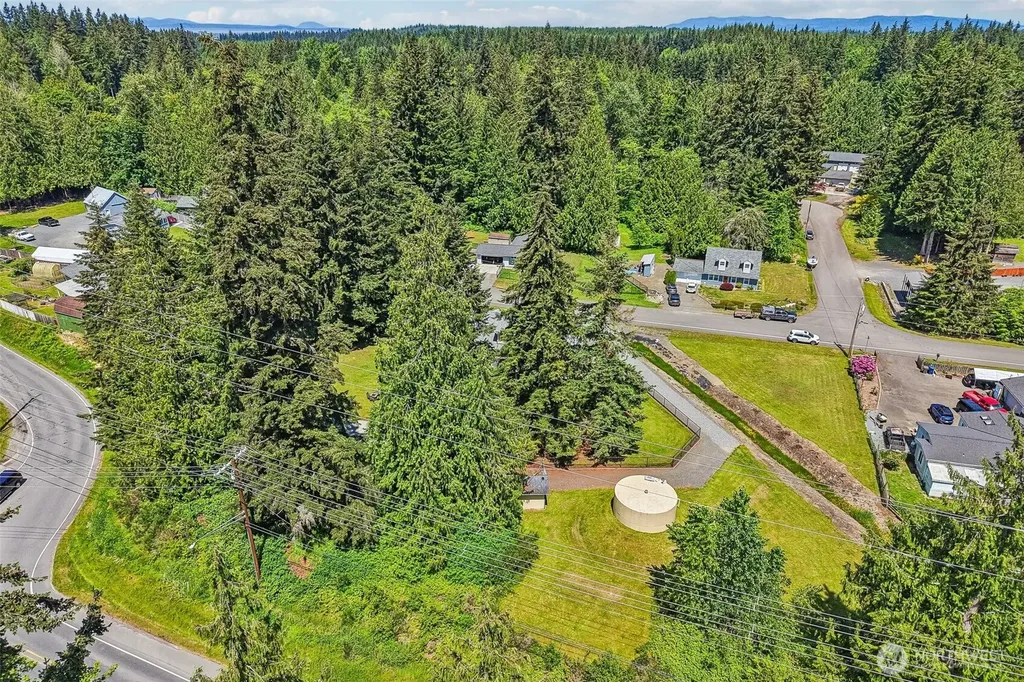 6118 180th Place NW Stanwood WA 98292