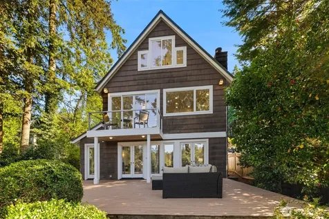 2057 E Beaver Lake Drive SE Sammamish WA 98075