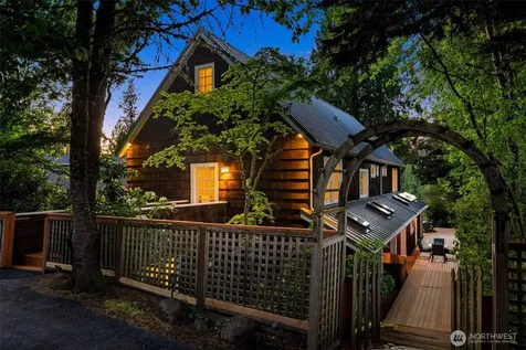 2057 E Beaver Lake Drive SE Sammamish WA 98075
