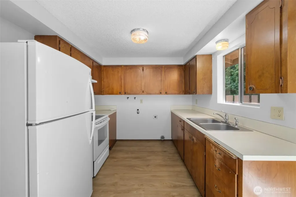 1207 S Pine Street Port Angeles WA 98362