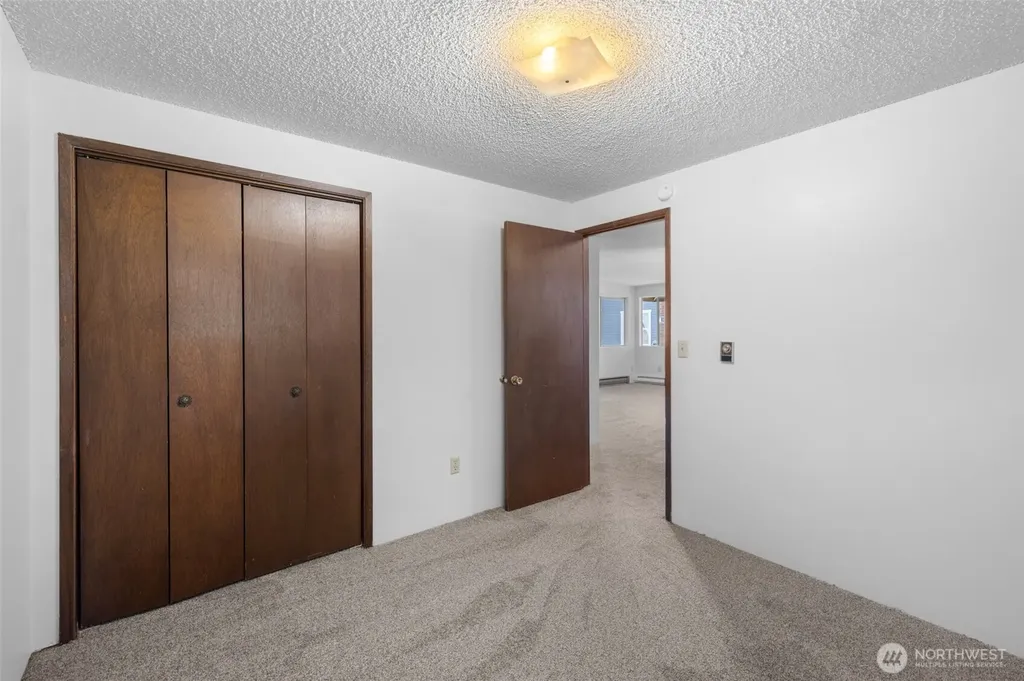 1207 S Pine Street Port Angeles WA 98362