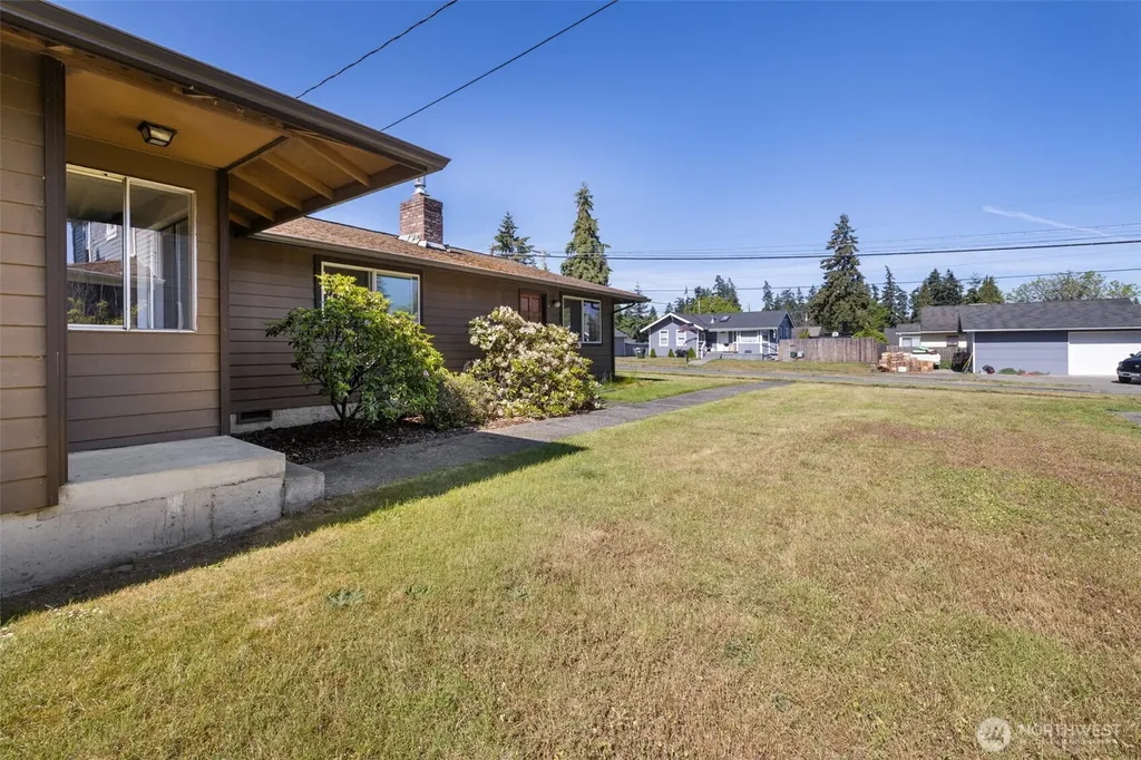 1207 S Pine Street Port Angeles WA 98362